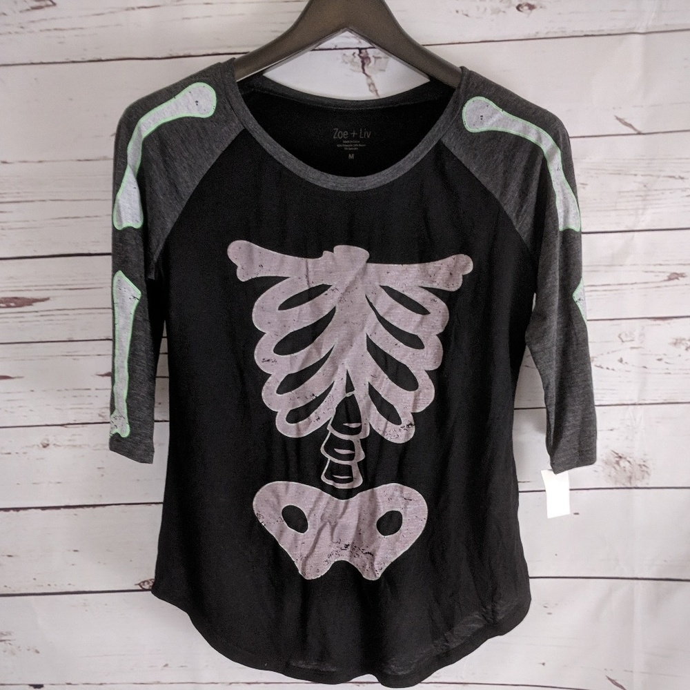 NWT Zoe + Liv 3/4 Sleeve Skeleton Baseball Tee M